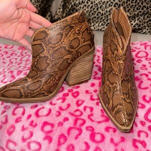 Snake Boots
